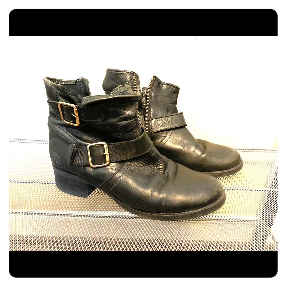 Leather boots